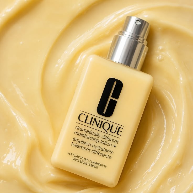 لوشن مرطوبکننده کلینیک | Clinique Dramatically Different™ Moisturizing Lotion+